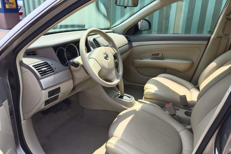 Used Nissan Sylphy 2016 Classic 1.6XE Automatic Leading Edition Interior 1