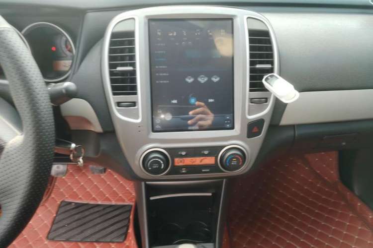 Used Nissan Sylphy 2016 Classic 1.6XE Manual Leading Edition Interior 3