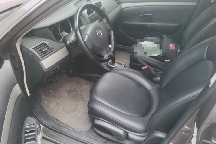 Used Nissan Sylphy 2016 Classic 1.6XE Automatic Leading Edition Interior 3