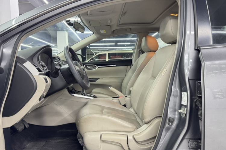 Used Nissan Sylphy 2016 1.6XV CVT Smart Enjoyment Version Interior 5