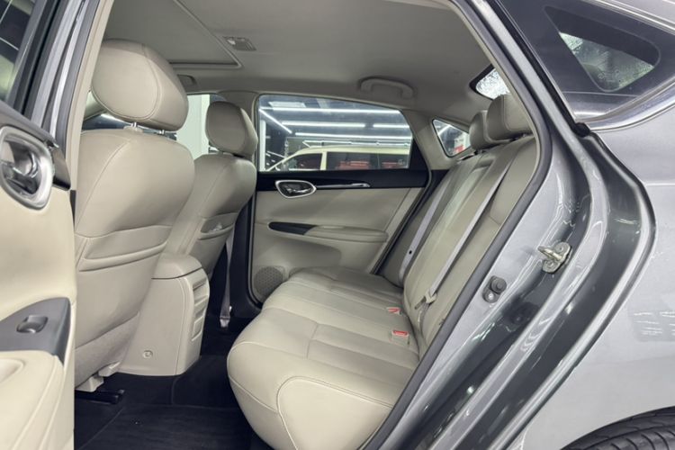 Used Nissan Sylphy 2016 1.6XV CVT Smart Enjoyment Version Interior 6