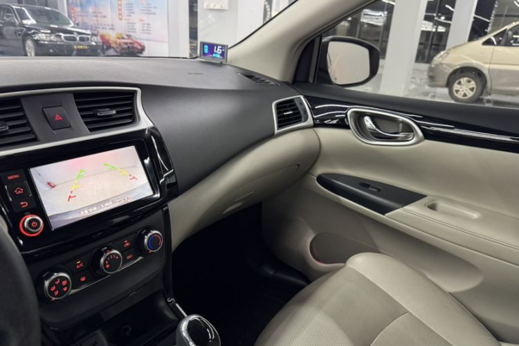 Used Nissan Sylphy 2016 1.6XV CVT Smart Enjoyment Version Interior 7