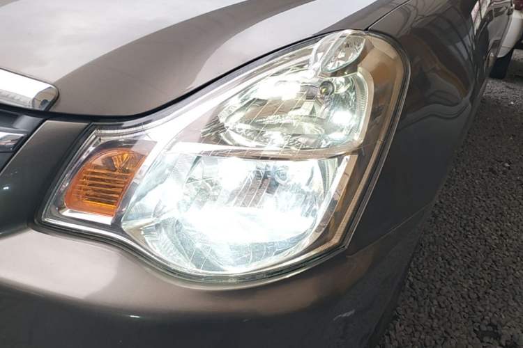 Used Nissan Sylphy 2016 Classic 1.6XE Automatic Leading Edition Left Front Headlight