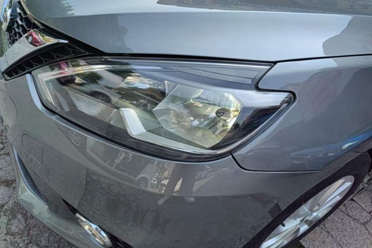 Used Nissan Sylphy 2016 1.6 XL CVT Luxury Edition Left Front Headlight