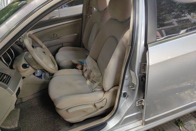 Used Nissan Sylphy 2016 Classic 1.6XE Manual Leading Edition Left Front Seat