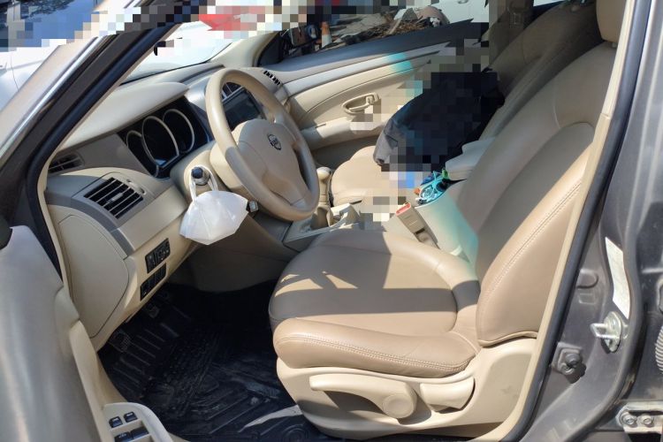 Used Nissan Sylphy 2016 Classic 1.6XE Manual Comfort Edition Left Front Seat