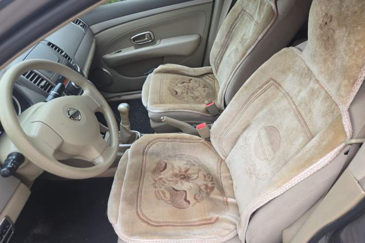 Used Nissan Sylphy 2016 Classic 1.6XE Manual Leading Edition Left Front Seat