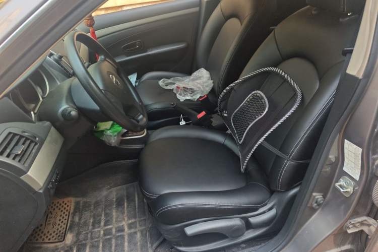 Used Nissan Sylphy 2016 Classic 1.6XE Automatic Leading Edition Left Front Seat