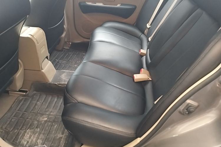 Used Nissan Sylphy 2016 Classic 1.6XE Automatic Leading Edition Left Rear Seat