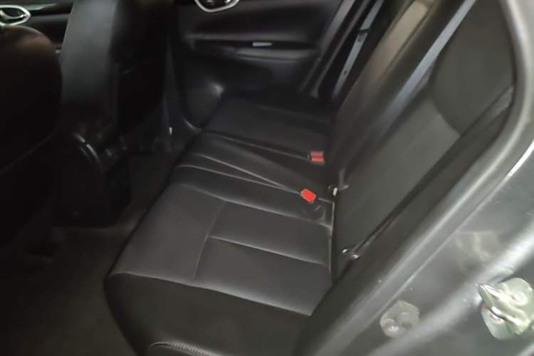Used Nissan Sylphy 2016 1.6XV CVT Smart Enjoyment Version Left Rear Seat