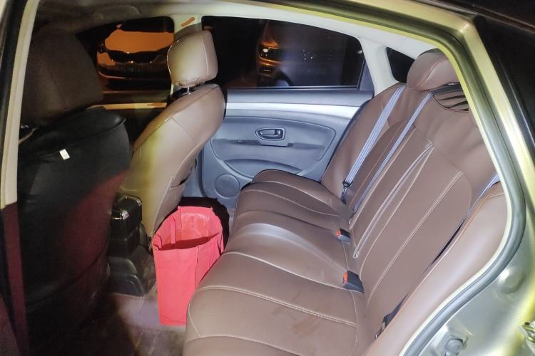 Used Nissan Sylphy 2016 Classic 1.6XE Manual Leading Edition Left Rear Seat