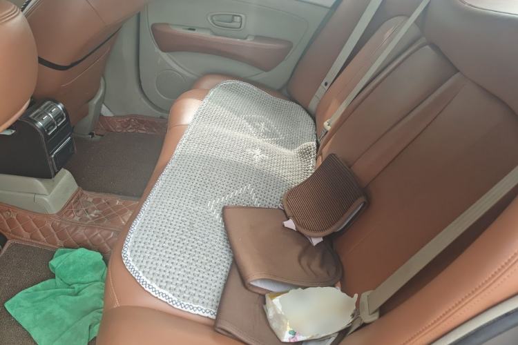 Used Nissan Sylphy 2016 Classic 1.6XE Manual Comfort Edition Left Rear Seat