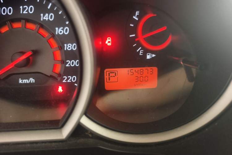 Used Nissan Sylphy 2016 Classic 1.6XE Automatic Leading Edition Odometer Close Up