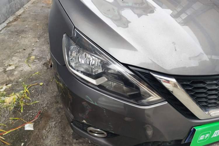 Used Nissan Sylphy 2016 1.6 XL CVT Deluxe Edition Right Front Headlight
