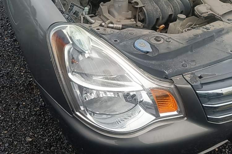 Used Nissan Sylphy  Right Front Headlight