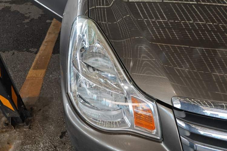 Used Nissan Sylphy 2016 Classic 1.6XE Automatic Comfort Edition Right Front Headlight