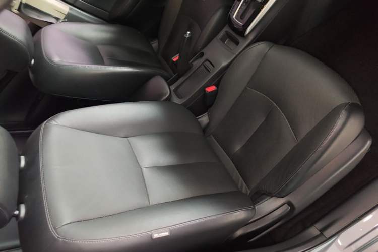Used Nissan Sylphy 2016 1.6 XL CVT Deluxe Edition Right Front Seat