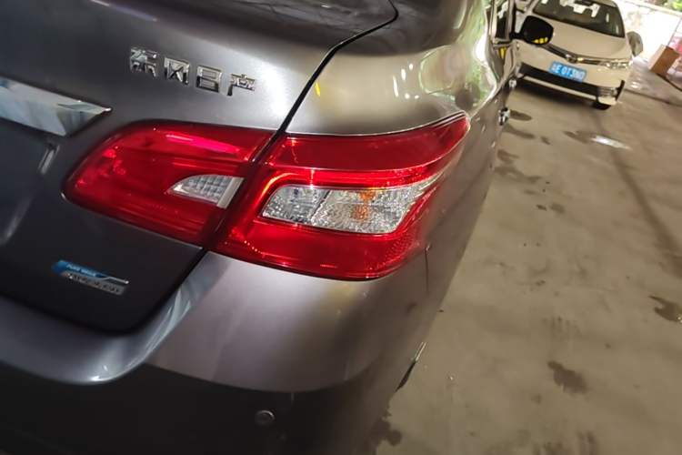 Used Nissan Sylphy 2016 1.6XV CVT Smart Enjoyment Version Right Rear Taillight