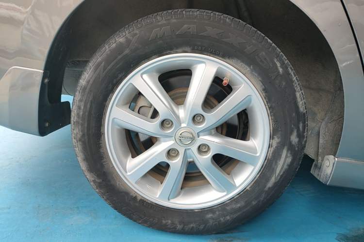 Used Nissan Sylphy 2016 Classic 1.6XE Automatic Comfort Edition Right Rear Wheel Hub