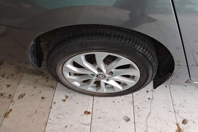 Used Nissan Sylphy 2016 1.6 XL CVT Deluxe Edition Right Rear Wheel Hub