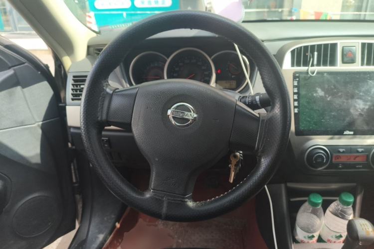 Used Nissan Sylphy 2016 Classic 1.6XE Manual Leading Edition Steering Wheel