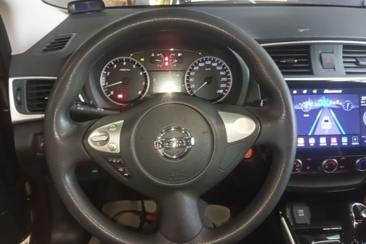 Used Nissan Sylphy 2016 1.6XV CVT Smart Enjoyment Version Steering Wheel