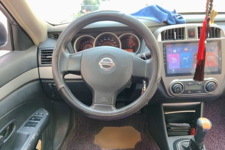 Used Nissan Sylphy 2016 Classic 1.6XE Manual Leading Edition Steering Wheel