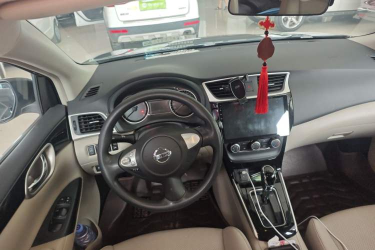 Used Nissan Sylphy 2016 1.6 XL CVT Luxury Edition Steering Wheel