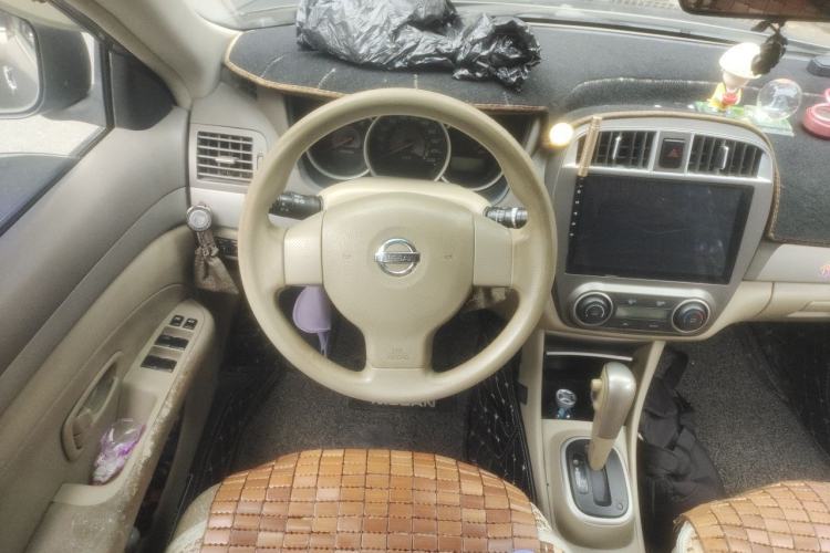 Used Nissan Sylphy 2016 Classic 1.6XE Automatic Leading Edition Steering Wheel