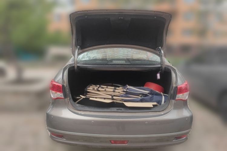 Used Nissan Sylphy 2016 Classic 1.6XE Manual Comfort Edition Trunk
