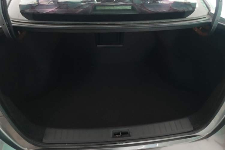 Used Nissan Sylphy 2016 1.6 XL CVT Deluxe Edition Trunk