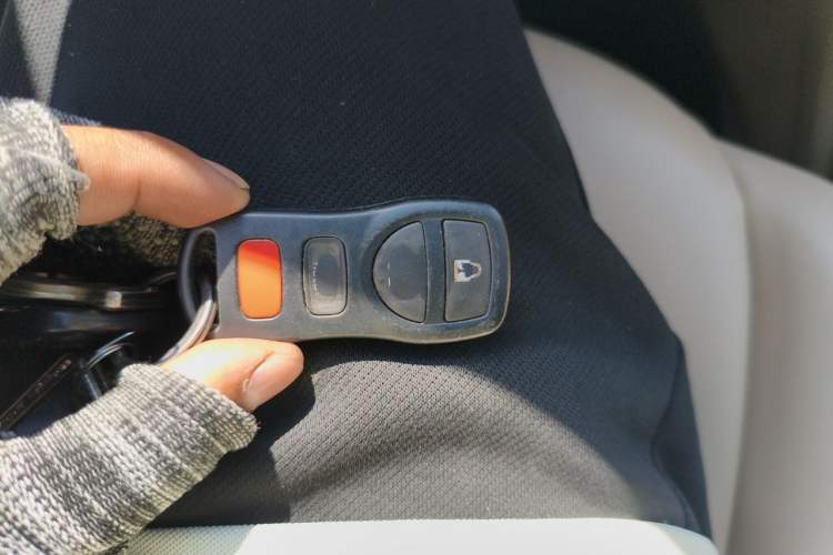 Used Nissan Sylphy 2016 Classic 1.6XE Manual Comfort Edition Vehicle Key