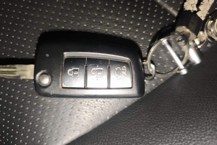 Used Nissan Sylphy 2016 1.6 XL CVT Luxury Edition Vehicle Key
