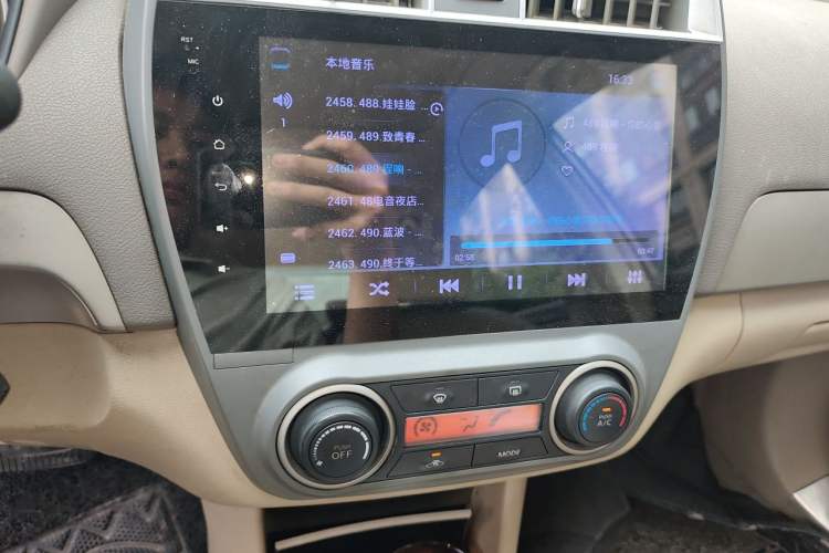 Used Nissan Sylphy 2016 Classic 1.6XE Automatic Leading Edition Audio And AC Panel
