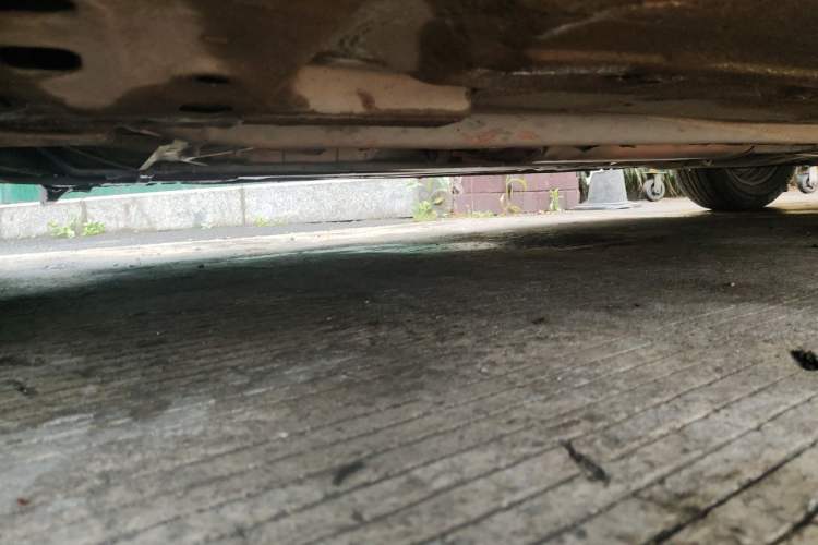 Used Nissan Sylphy 2016 Classic 1.6XE Manual Comfort Edition Chassis Front Left