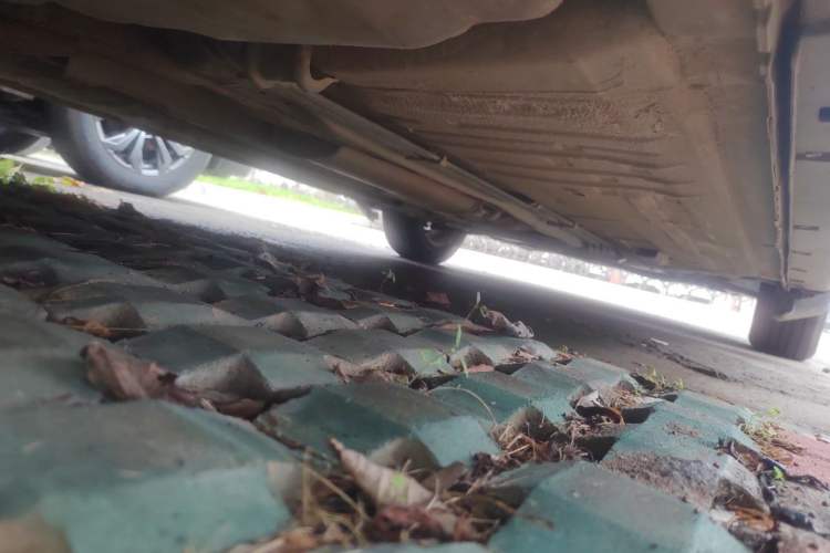 Used Nissan Sylphy 2016 Classic 1.6XE Manual Comfort Edition Chassis Rear Right