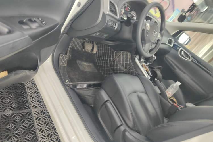 Used Nissan Sylphy 2016 1.6 XL CVT Deluxe Edition Driver Seat