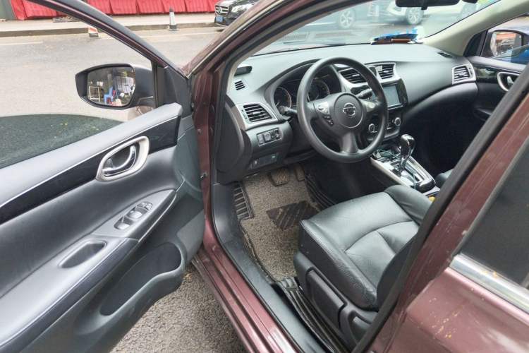 Used Nissan Sylphy 2016 1.6 XL CVT Deluxe Edition Driver Seat