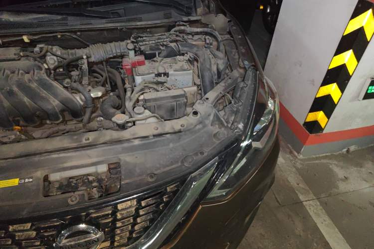 Used Nissan Sylphy 2016 1.6 XL Manual Luxury Edition Engine Bay Left