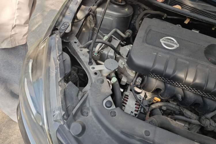 Used Nissan Sylphy 2016 1.6 XL CVT Deluxe Edition Engine Bay Right