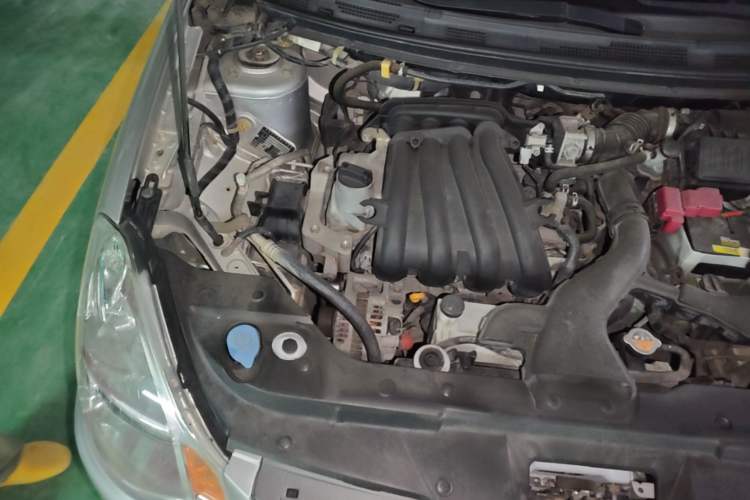 Used Nissan Sylphy 2016 Classic 1.6XE Manual Comfort Edition Engine Bay Right