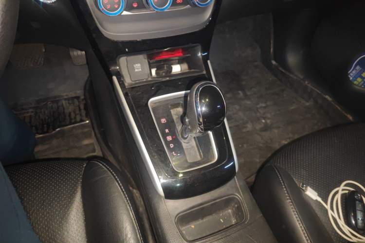 Used Nissan Sylphy 2016 1.6XV CVT Smart Enjoyment Version Gear Lever
