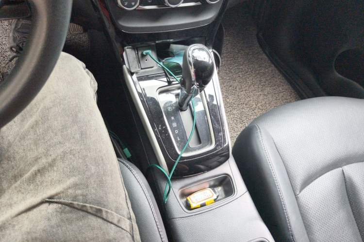 Used Nissan Sylphy 2016 1.6 XL CVT Deluxe Edition Gear Lever