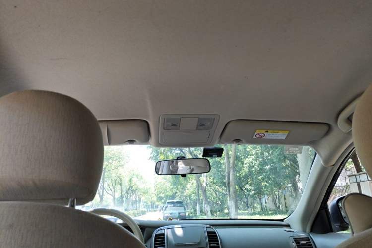 Used Nissan Sylphy 2016 Classic 1.6XE Manual Comfort Edition Headliner