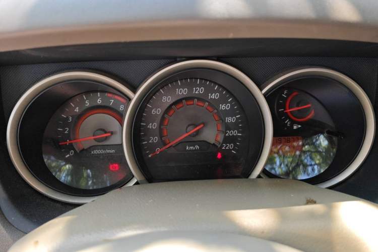 Used Nissan Sylphy 2016 Classic 1.6XE Manual Comfort Edition Instrument Cluster