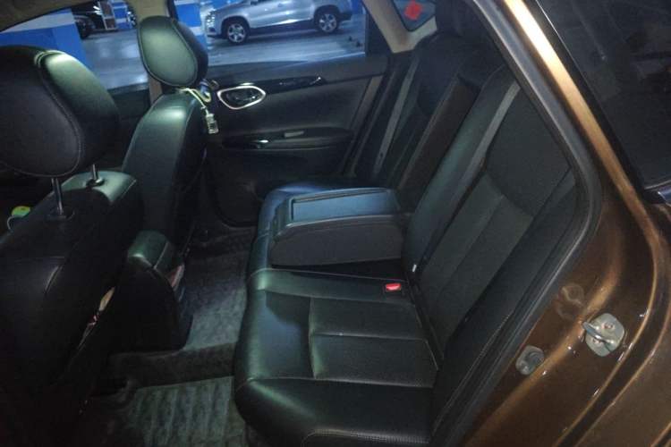 Used Nissan Sylphy 2016 1.6XV CVT Smart Enjoyment Version Left Rear Seat