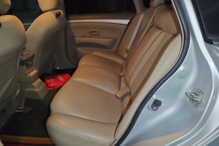Used Nissan Sylphy 2016 Classic 1.6XE Manual Comfort Edition Left Rear Seat
