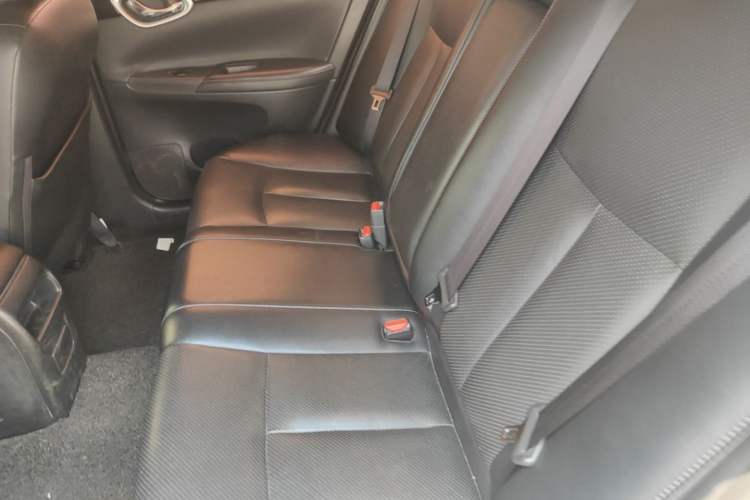 Used Nissan Sylphy 2016 1.6 XL CVT Deluxe Edition Left Rear Seat