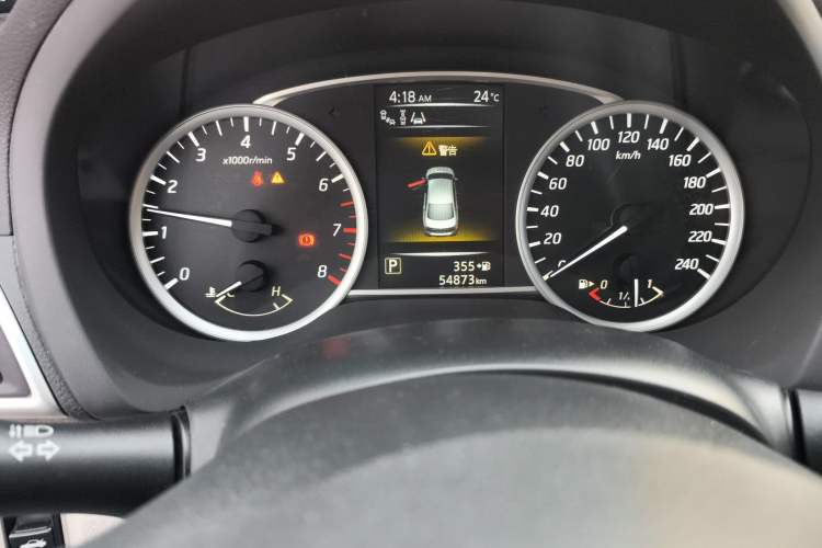 Used Nissan Sylphy 2016 1.8XV CVT Prestige Edition Odometer Close Up