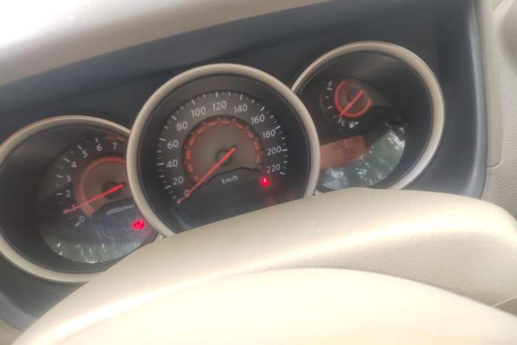 Used Nissan Sylphy 2016 Classic 1.6XE Manual Comfort Edition Odometer Close Up